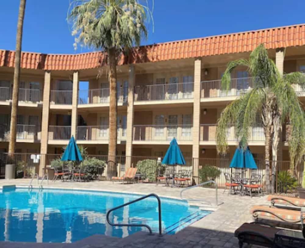 Doubletree Suites By Hilton Tucson-Williams Center Exterior foto