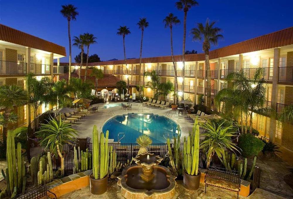Doubletree Suites By Hilton Tucson-Williams Center Exterior foto